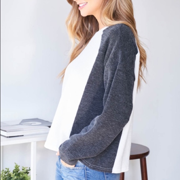 HEATHER CHARCOAL & white colorblock long sleeve TOP, NWT - Picture 7 of 16